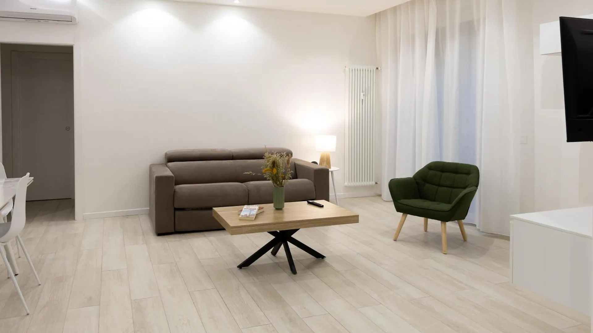 Casanuova Elegant Apartment & Breakfast Bologna Italy